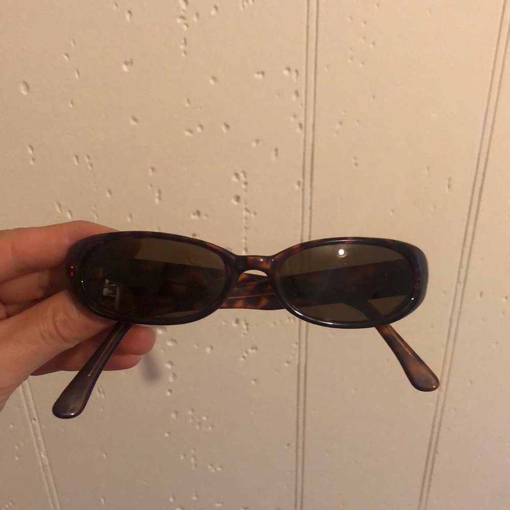 Y2K Tortoise Shell Glasses